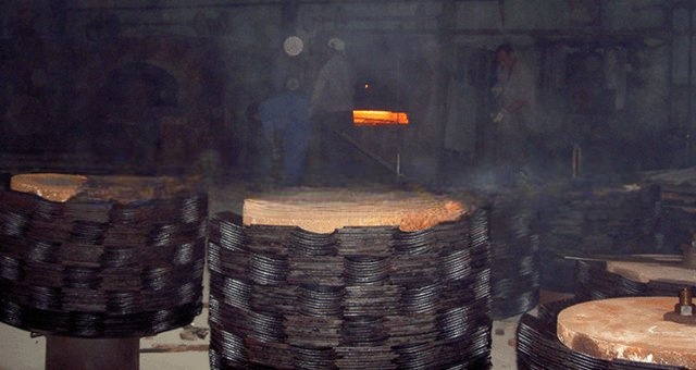 Harrow disc production in factory