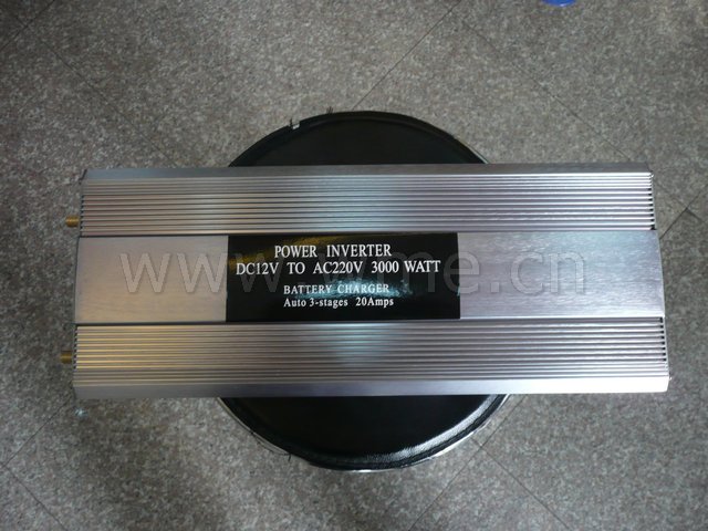 Inverter P3000.jpg (69KB)
