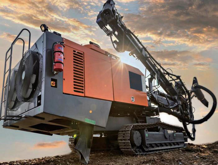 GIA Q5 Full - Hydraulic DTH Open - Pit Drill