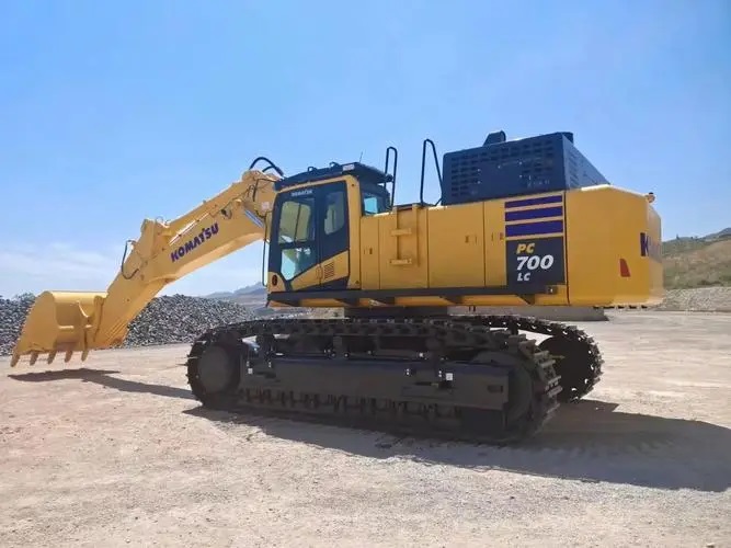 PC700LC-8E0 - Komatsu PC700LC-8E0 - Komatsu excavator