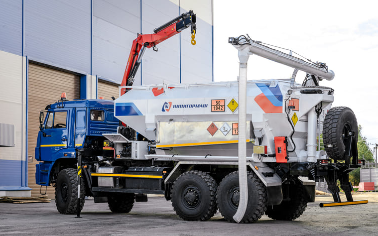 MSZ-VP - NPGM MSZ-VP - NPGM Explosive Mixing Charging Truck