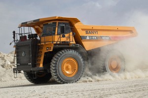 Sany SRT95C mining dump truck in running