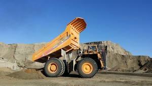 Sany SRT95C mining dump truck is dumping