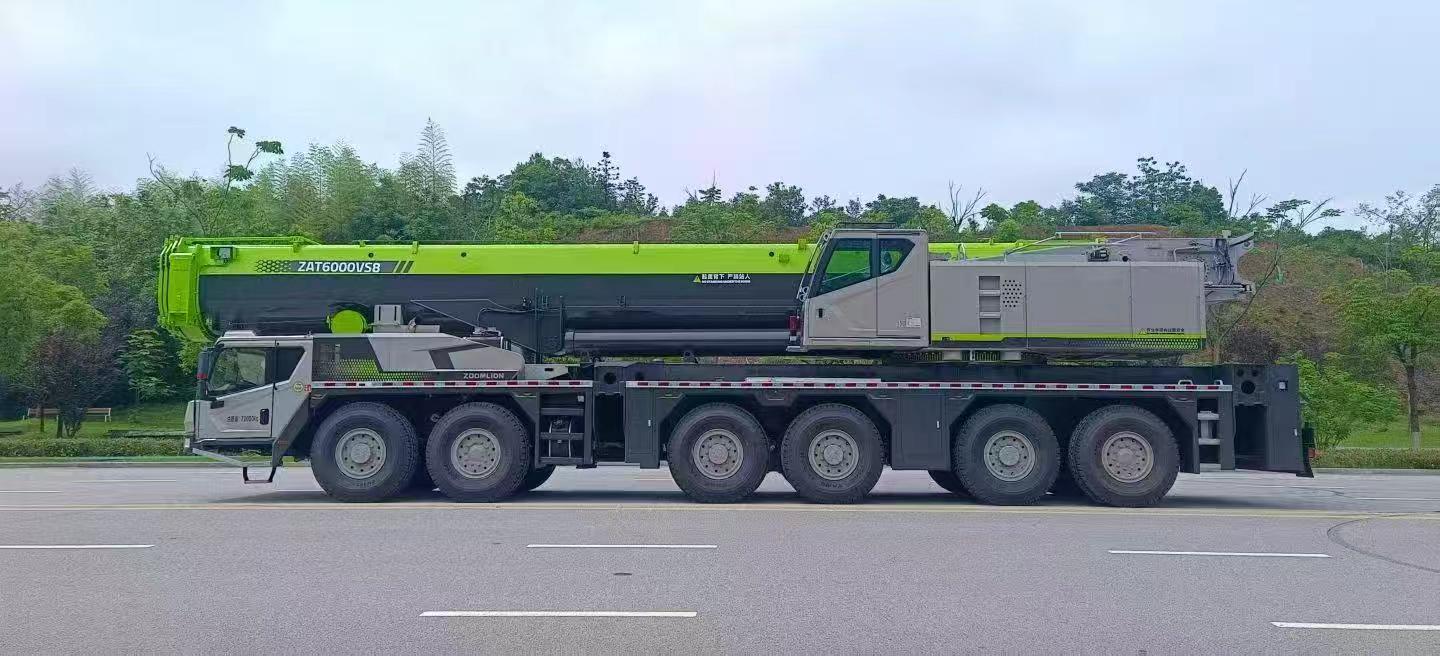 ZAT6000VS8 - ZOOMLION ZAT6000VS8 - ZOOMLION ZAT6000VS8 All Terrain Crane