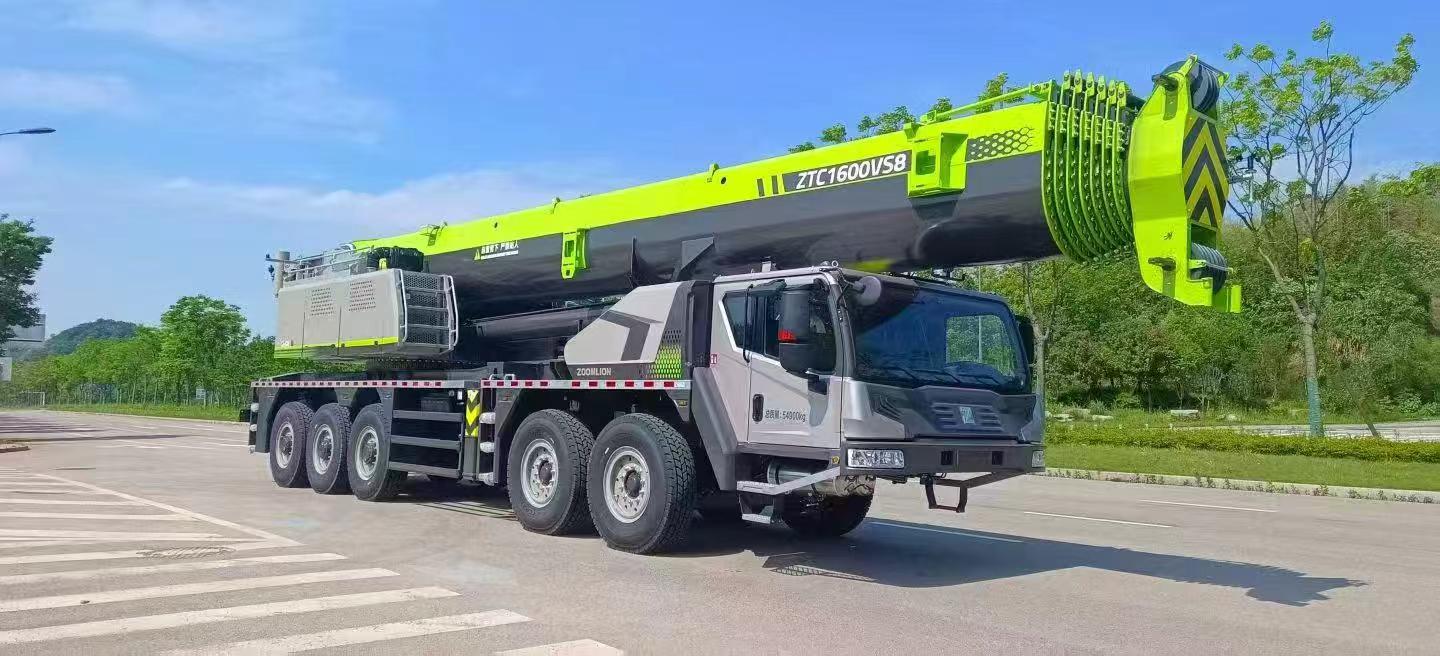 ZTC1300VS8-1 - ZOOMLION ZTC1300VS8-1 - ZOOMLION ZTC1300VS8-1 Truck Crane